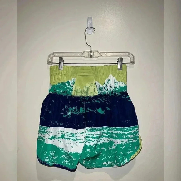 New Free People FP Movement The Way Home Printed Shorts - Mountain Print - Picture 6 of 6